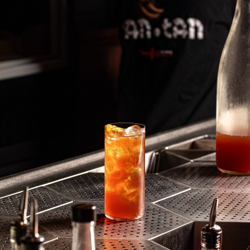 Highball Rabo de Galo do Tan Tan Bar
